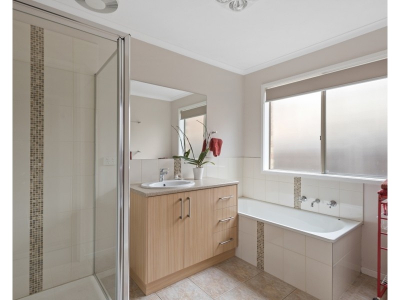 19 Higgins Court, Bacchus Marsh VIC 3340