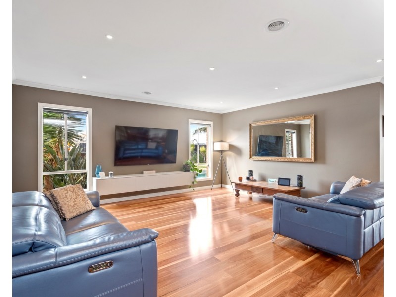 7 Janette Court, Darley VIC 3340