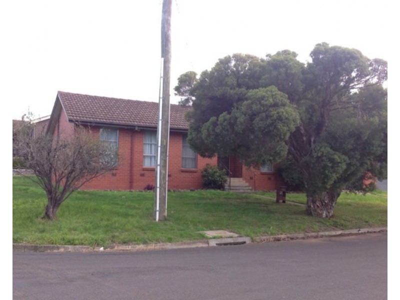 32 Jonathon Drive, Bacchus Marsh VIC 3340