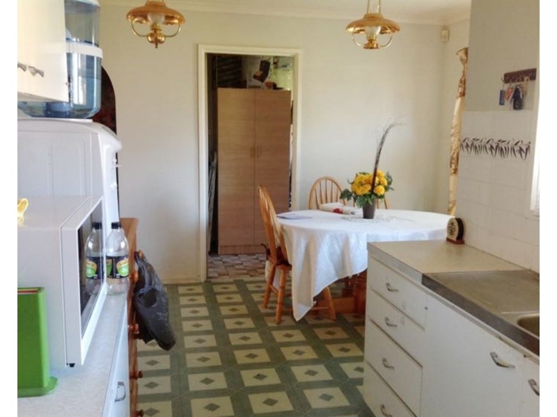 32 Jonathon Drive, Bacchus Marsh VIC 3340