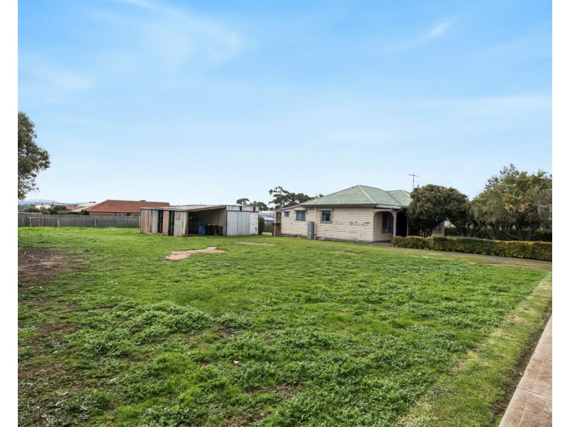 4 Morton Street, Bacchus Marsh VIC 3340