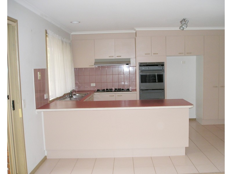 58 Underbank Boulevard, Bacchus Marsh VIC 3340