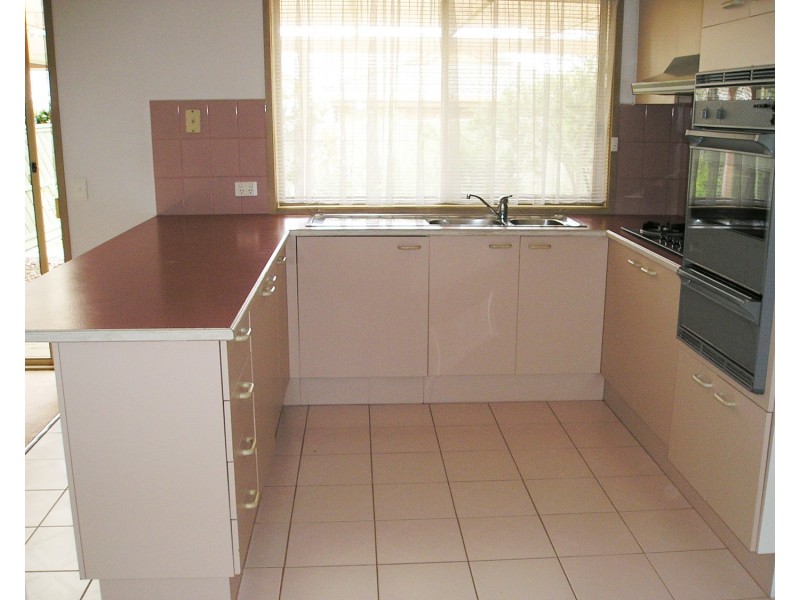 58 Underbank Boulevard, Bacchus Marsh VIC 3340