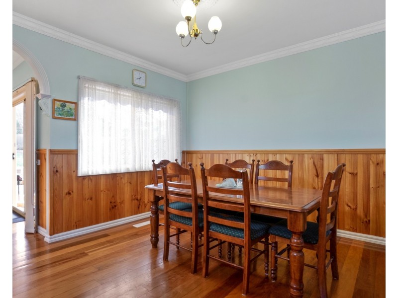 27 Moore Street, Maddingley VIC 3340