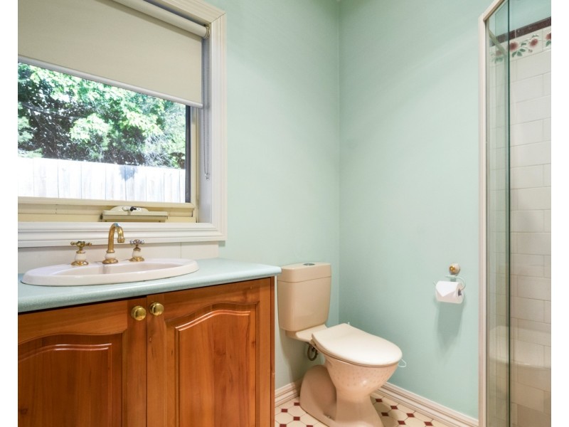 27 Moore Street, Maddingley VIC 3340