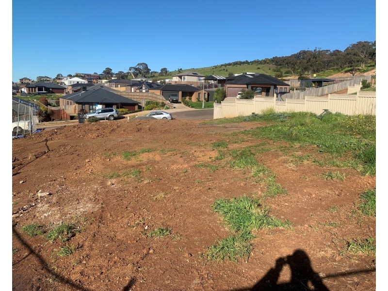 24 Myers Street, Darley VIC 3340
