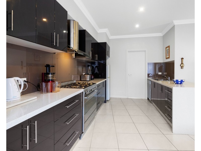 10/11 Graham Street, Bacchus Marsh VIC 3340