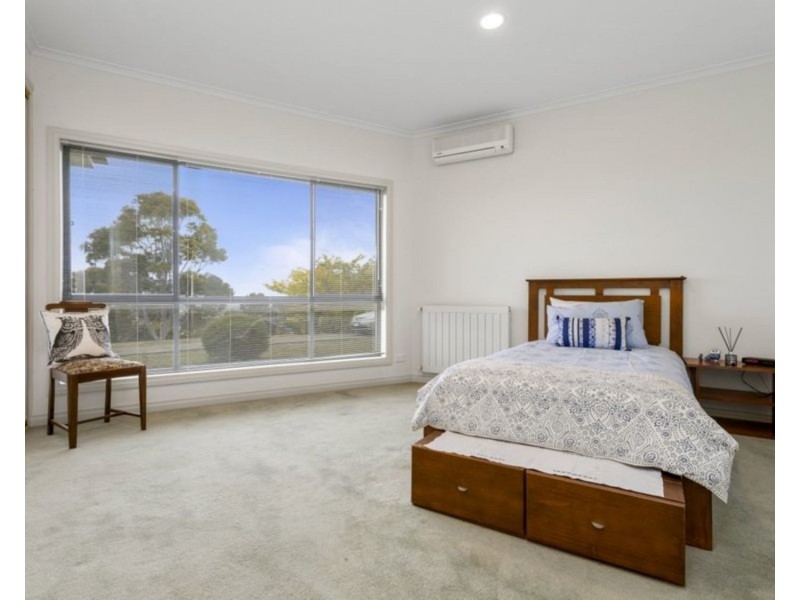 24 Manning Boulevard, Darley VIC 3340