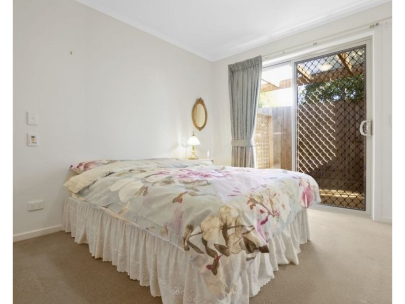 16/96 Gisborne Road, Bacchus Marsh VIC 3340