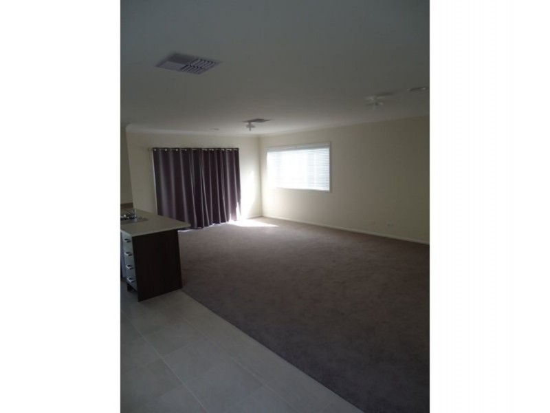 10A Ologhlen Street, Wyndham Vale VIC 3024