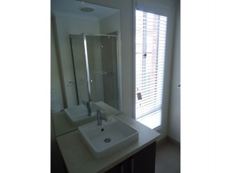 10A Ologhlen Street, Wyndham Vale VIC 3024