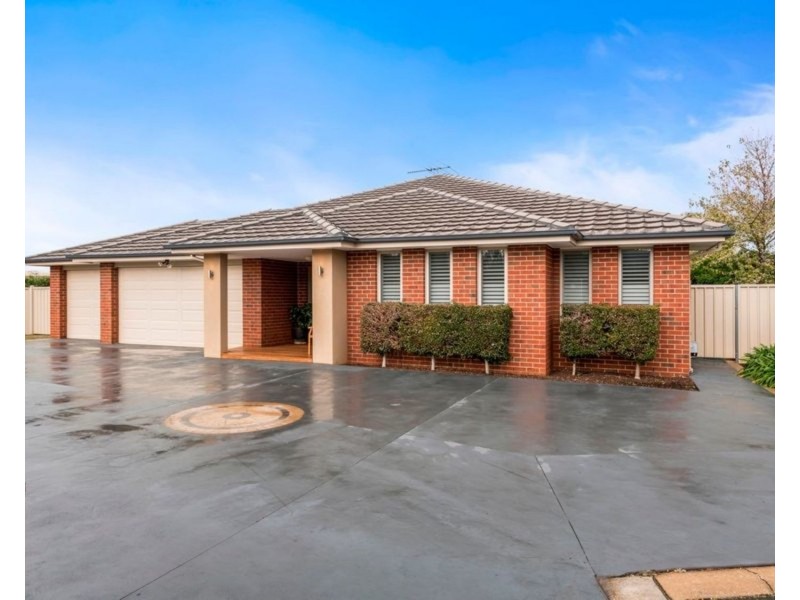 7 Janette Court, Darley VIC 3340