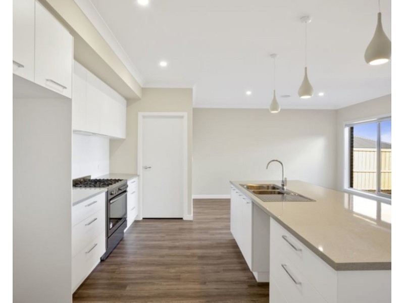 40 McLachlan Street, Bacchus Marsh VIC 3340