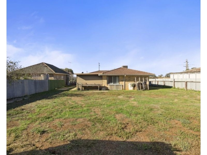 19 Osborne Street, Maddingley VIC 3340