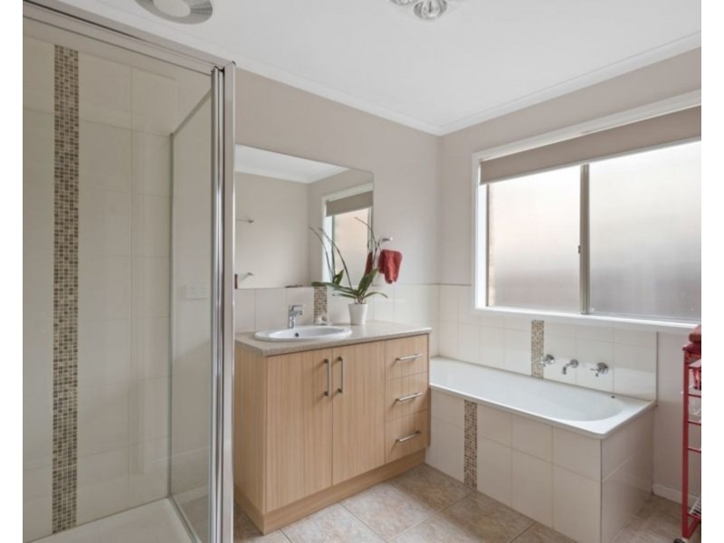 19 Higgins Court, Bacchus Marsh VIC 3340