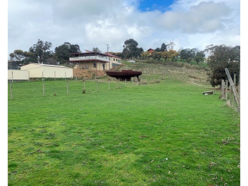 56 Napoleon Street, Greendale VIC 3341