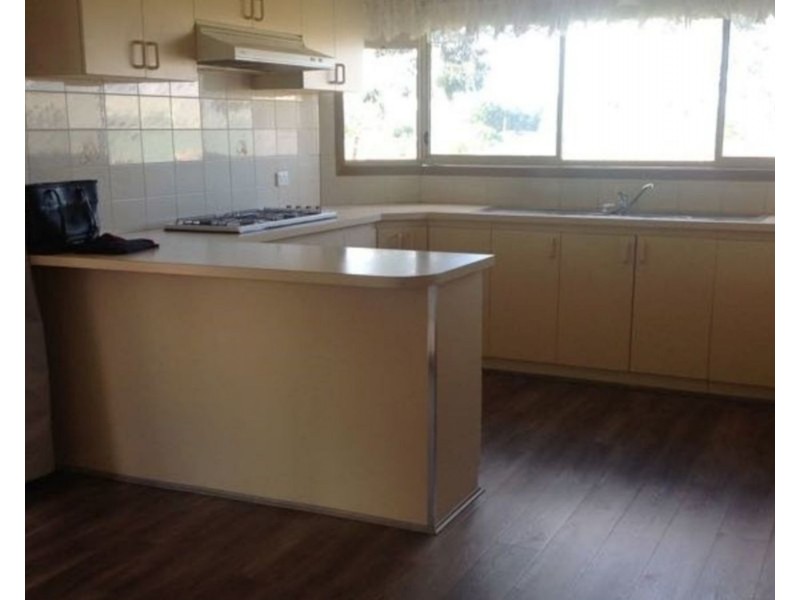 62 Halletts Way, Bacchus Marsh VIC 3340