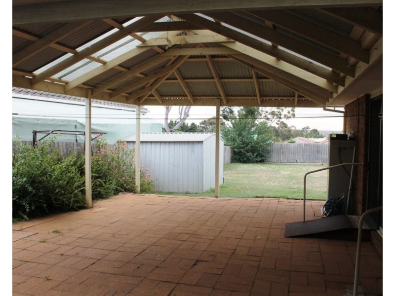 62 Halletts Way, Bacchus Marsh VIC 3340