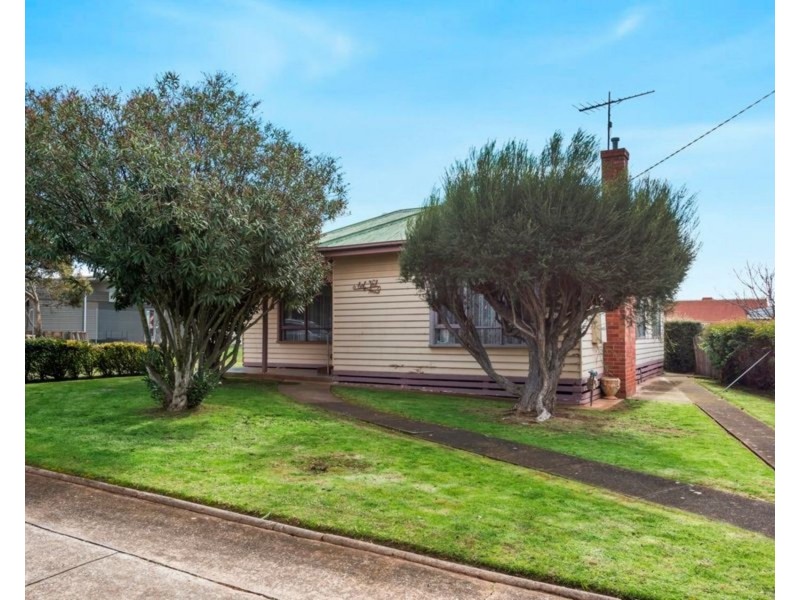 4 Morton Street, Bacchus Marsh VIC 3340