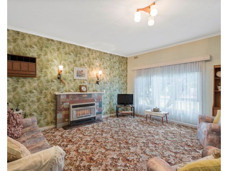 4 Morton Street, Bacchus Marsh VIC 3340