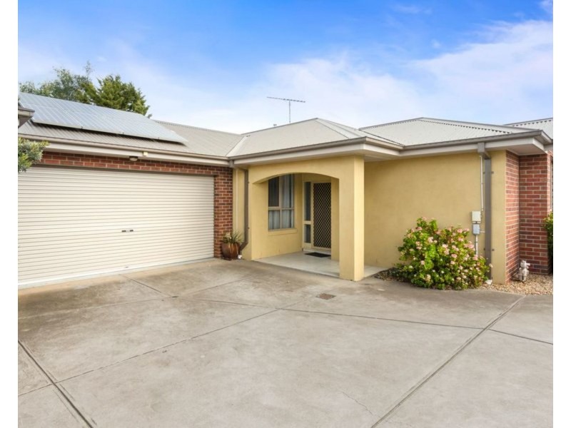 10/11 Graham Street, Bacchus Marsh VIC 3340