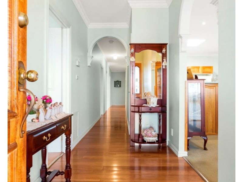 27 Moore Street, Maddingley VIC 3340