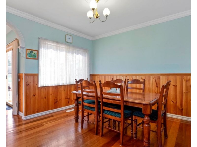 27 Moore Street, Maddingley VIC 3340