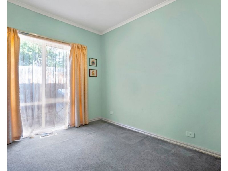 27 Moore Street, Maddingley VIC 3340