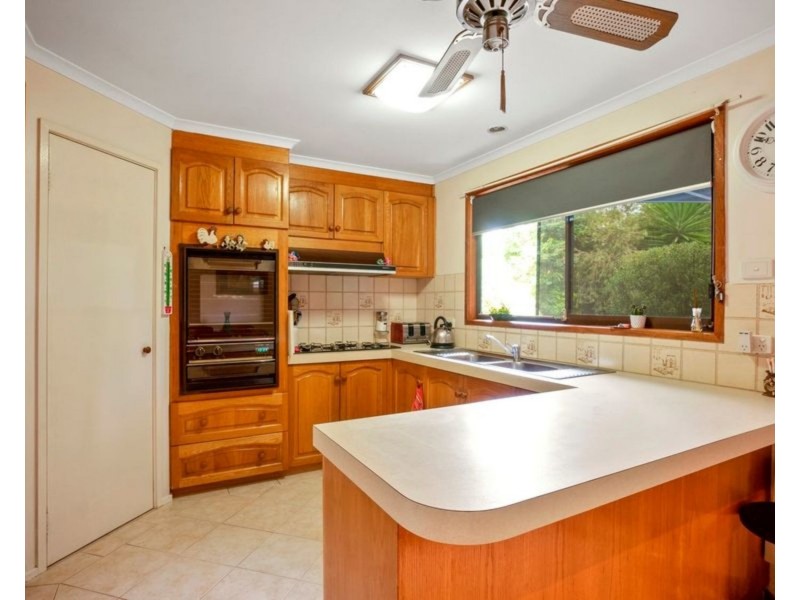 7 Davies Street, Darley VIC 3340