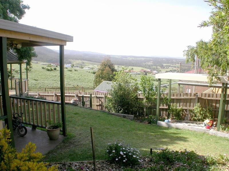 11 Carlogie Place, Bacchus Marsh VIC 3340