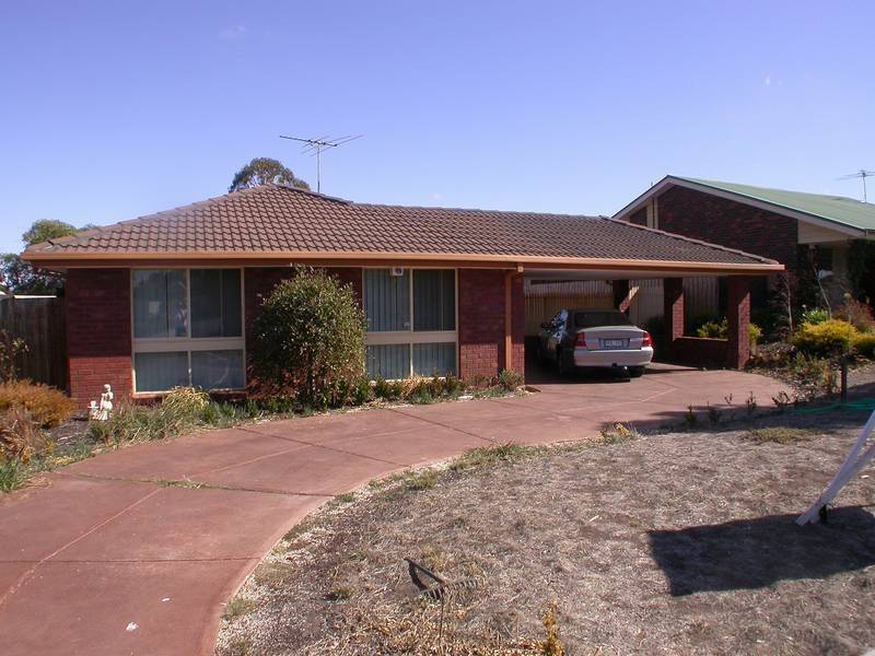 6 Underbank Boulevard, Bacchus Marsh VIC 3340