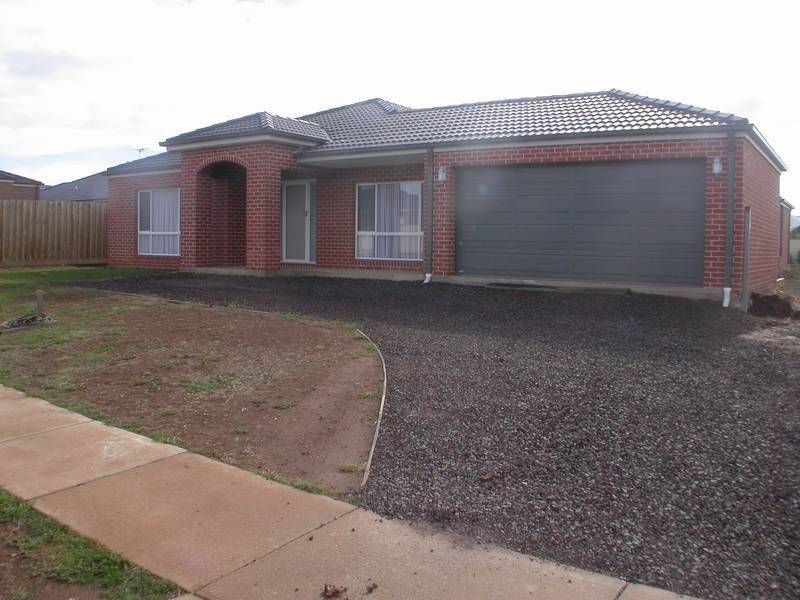 2 Judann Court, Bacchus Marsh VIC 3340