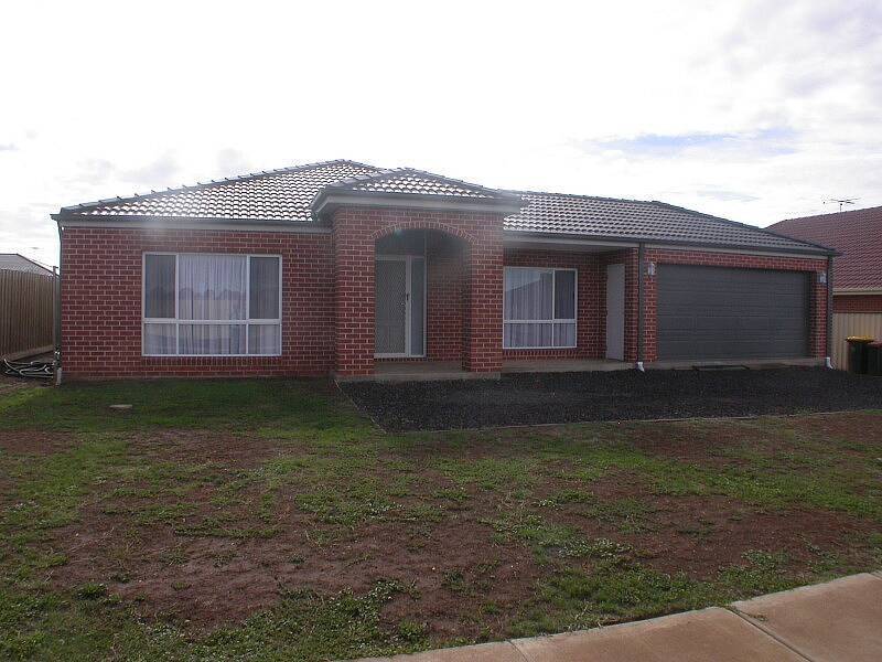2 Judann Court, Bacchus Marsh VIC 3340