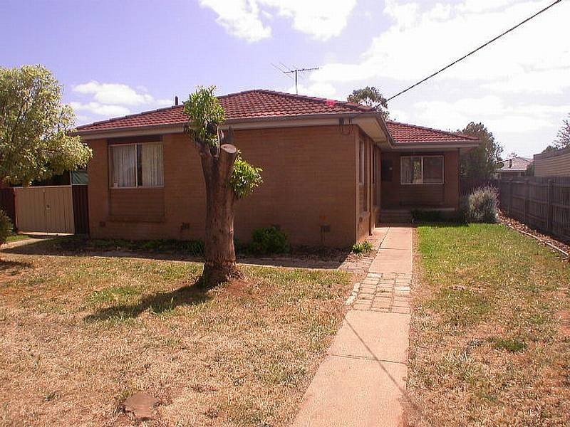 24 Jonathon Drive, Bacchus Marsh VIC 3340