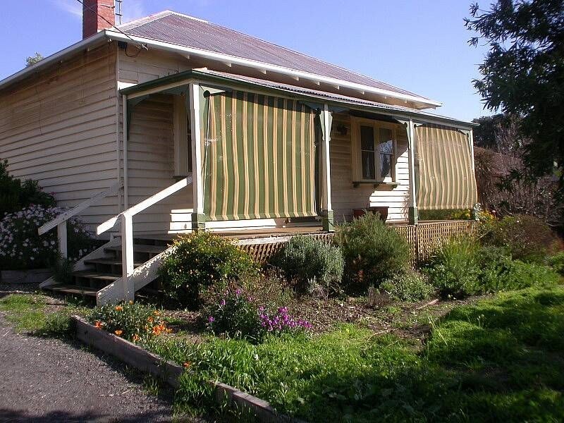 9 Inglis Street, Bacchus Marsh VIC 3340