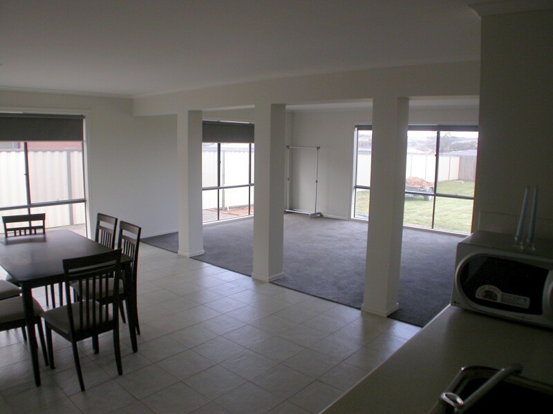 53 Grantleigh Drive, Bacchus Marsh VIC 3340