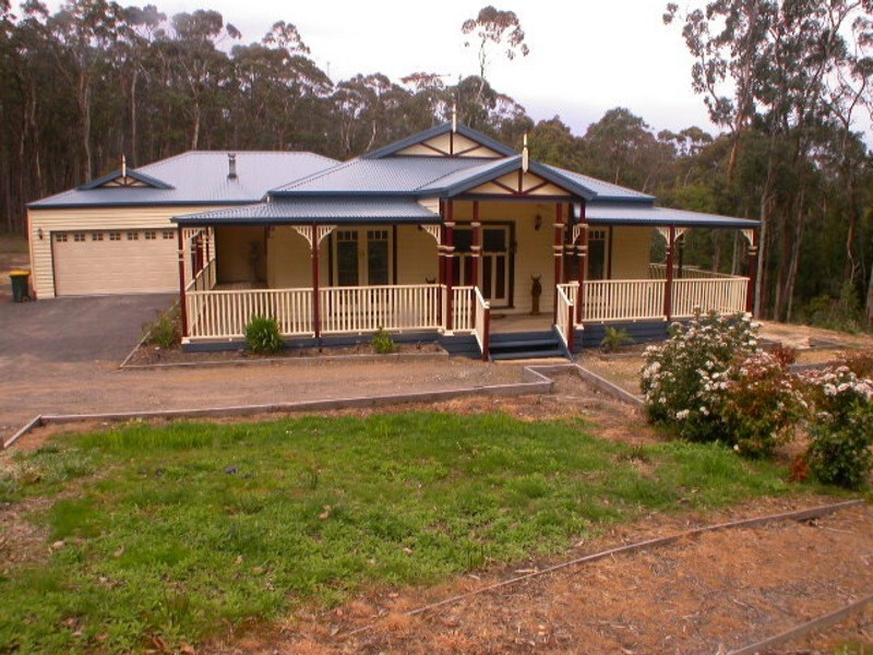 12 Pine Court, Dales Creek VIC 3341