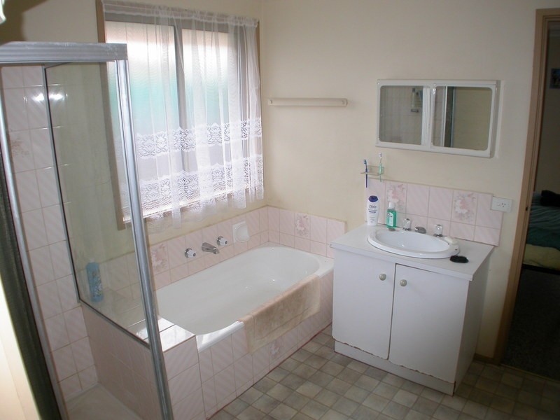 4 Heath Court, Bacchus Marsh VIC 3340