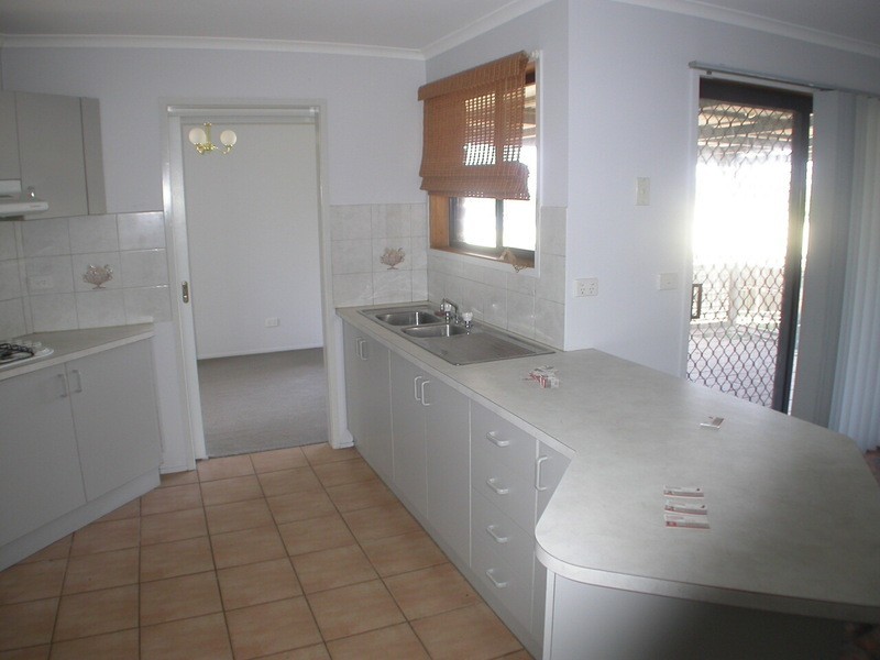 9 Taylor Drive, Bacchus Marsh VIC 3340