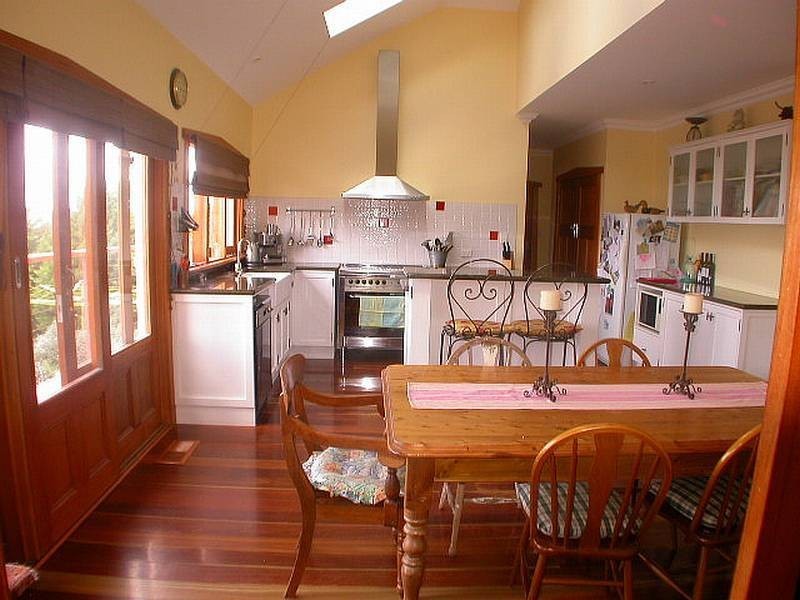 16 Manning  Boulevard, Bacchus Marsh VIC 3340