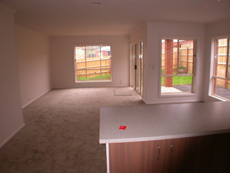 1/84 Clifton Drive, Bacchus Marsh VIC 3340