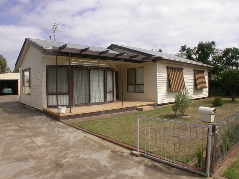 3 Cain Street, Bacchus Marsh VIC 3340