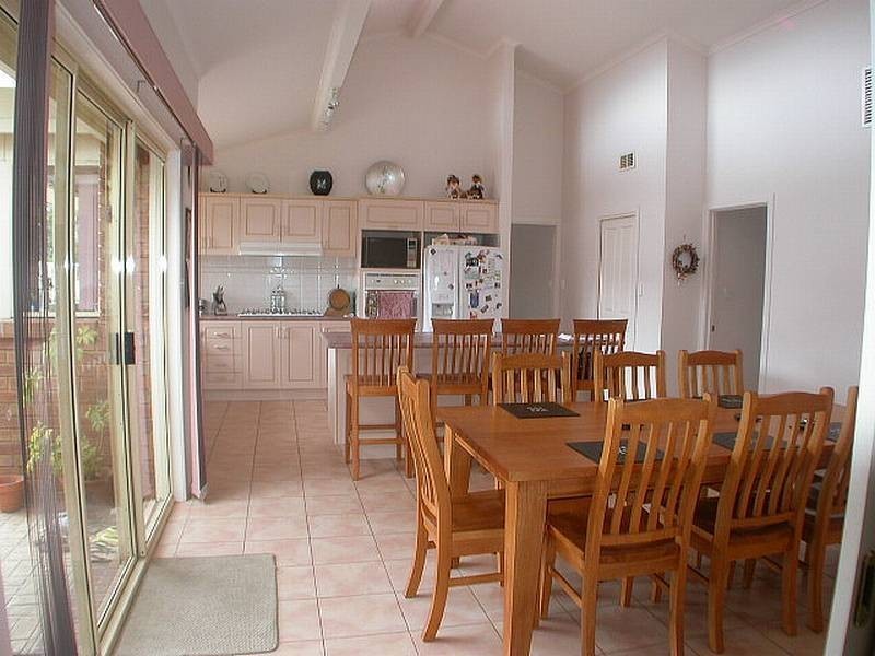 4 Horder Crescent, Bacchus Marsh VIC 3340