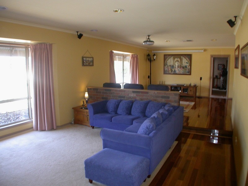 36 Nathan Drive, Bacchus Marsh VIC 3340