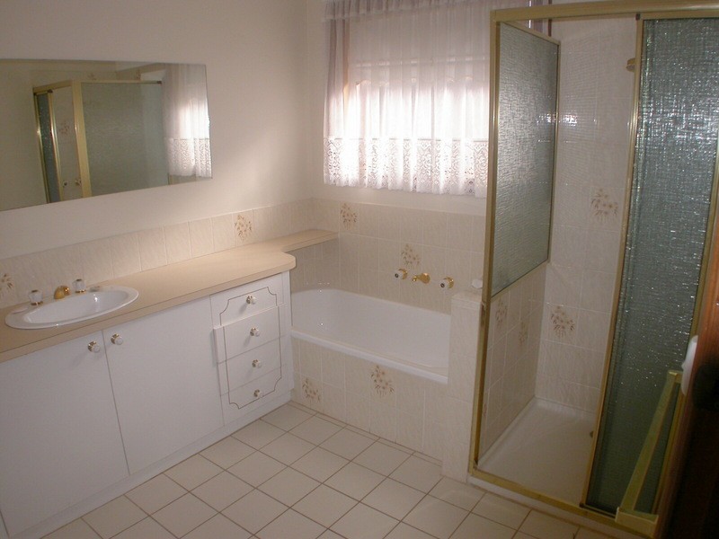 4 Margaret Drive, Bacchus Marsh VIC 3340