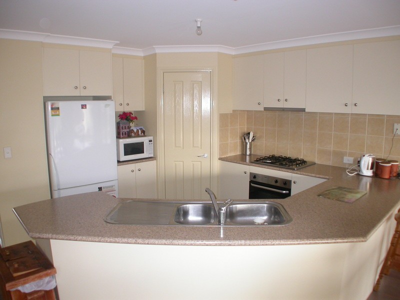 28 Maddison Circuit, Bacchus Marsh VIC 3340