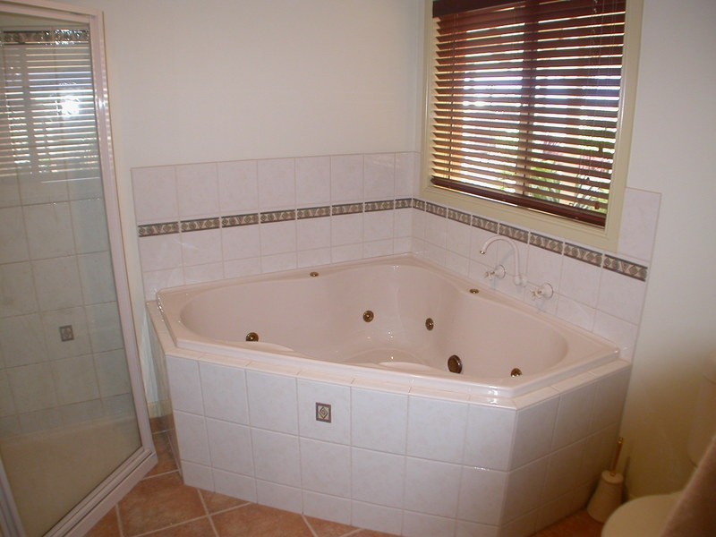 4 Carberry Drive, Hopetoun Park VIC 3340