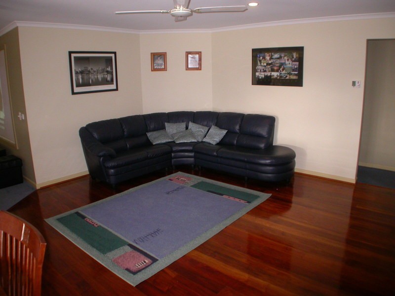 4 Carberry Drive, Hopetoun Park VIC 3340