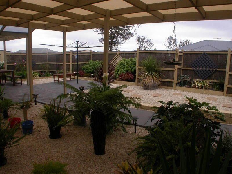 4 Carberry Drive, Hopetoun Park VIC 3340