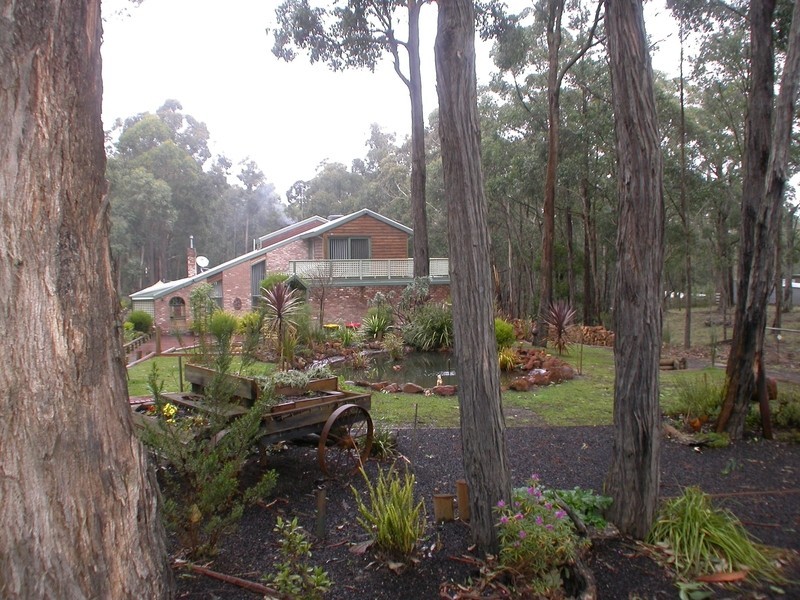 132 Dales Creek Avenue, Dales Creek VIC 3341